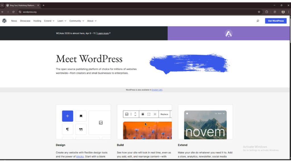 Installing WordPress on a laptop to set up a new blog in India.